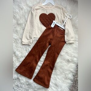 Toddler Girl BTween Heart Flocked Top & Flare Suede Leggings Set Size 4T